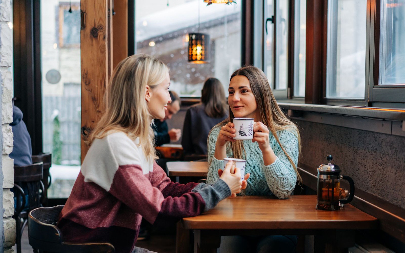 Spanische Vokabeln lernen zum Thema Presentarse